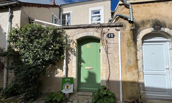 Chateauroux Cottage | Gite Châteauroux, 3 bedrooms, 6 persons