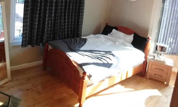 Headingley Apartment | Charming 0-Bed Studio in Leeds