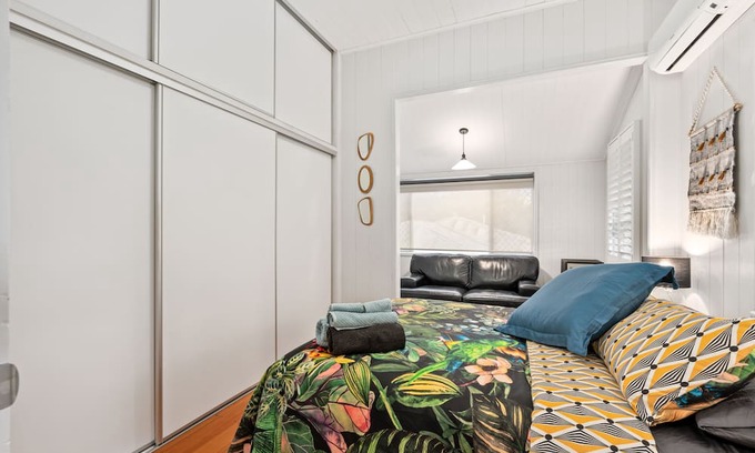 North Booval House | 3 Bedroom Queensland House in Ipswich