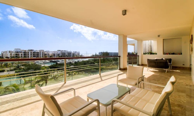 Playa Mujeres Apartment | 4th-floor resort apt with outdoor pools, pool spas, tennis, gym, & balcony