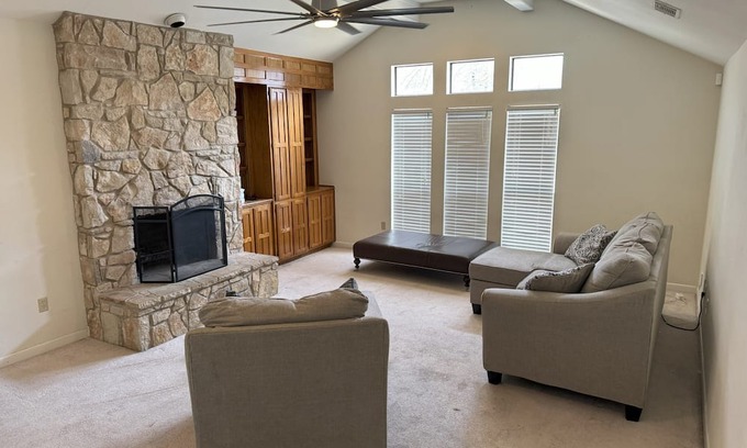 Southwest Arlington House | Pineapple Paradise