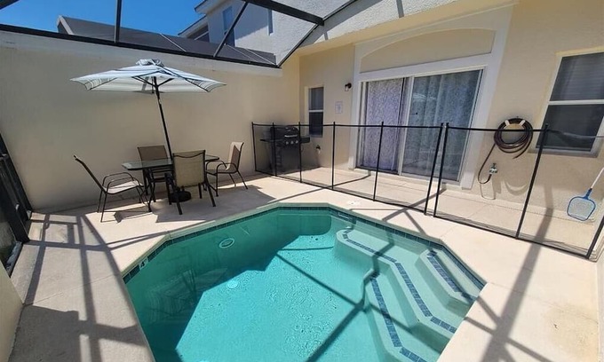 Bellavida House | 4BR Cozy Resort Townhome Private pool & BBQ