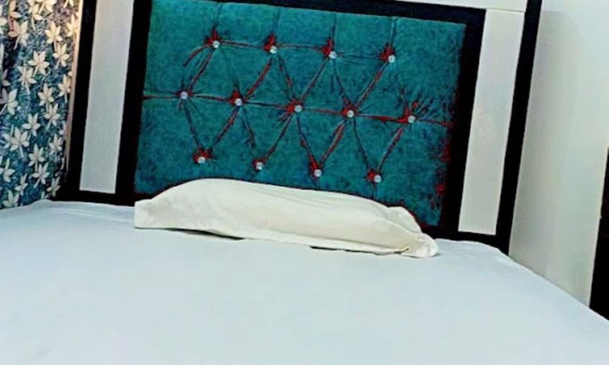 Varanasi House | Shree KB Guest House Varanasi