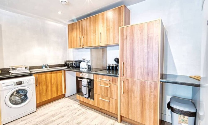 The Westside Apartment | Guest Homes | Cutlass Court