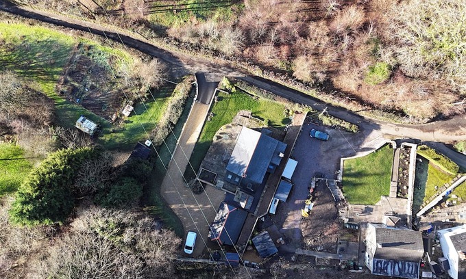 Draethen House | Peaceful Haven: Nature & Cuisine