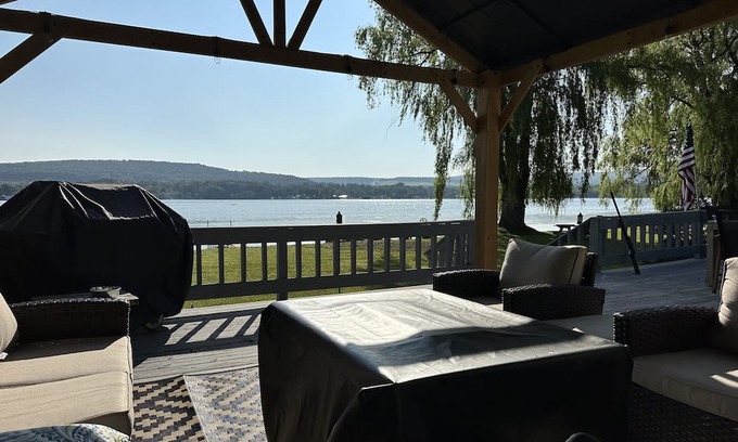 Bradford House | Wagner Road Retreat-Lamoka Lake