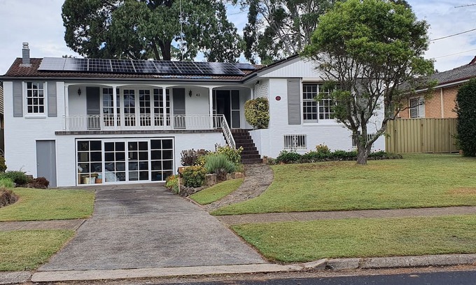 Baulkham Hills House | Great Holiday home in Nort-west of Sydney