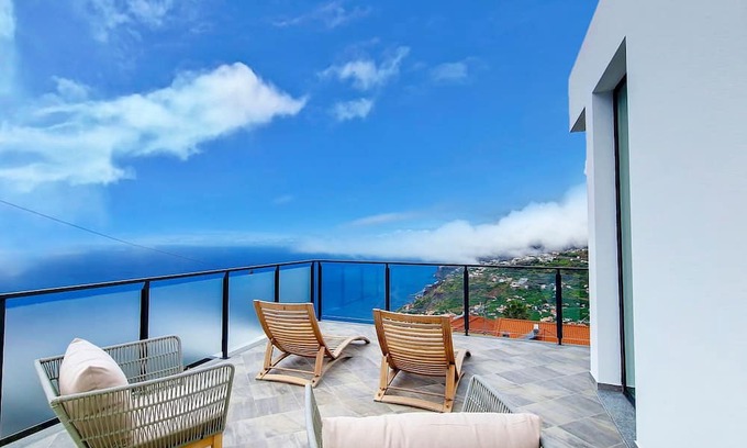 Ponta do Sol House | Ohana Ocean View by LovelyStay