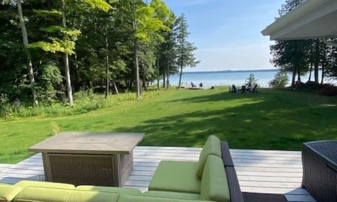 Sister Bay House | Lakeshore Luxury Home in Sister Bay!