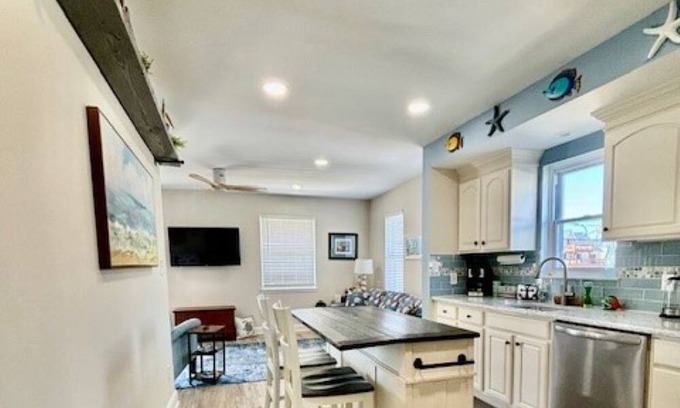 Anglesea House | AMAZING ANGELSEA LOCATION CLOSE TO THE INLET WALL!!