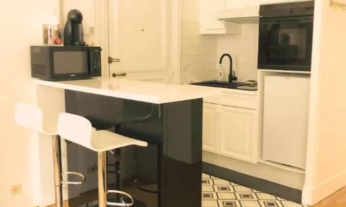 Chantiers Apartment | Studio Dans Hôtel Particulier