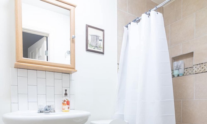 North Austin Civic Association Apartment | Studio in North Austin close to Austin FC and The Domain