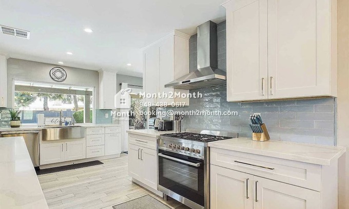 Raskin Estates House | Breeze Retreat on Eugie Terrace #42045