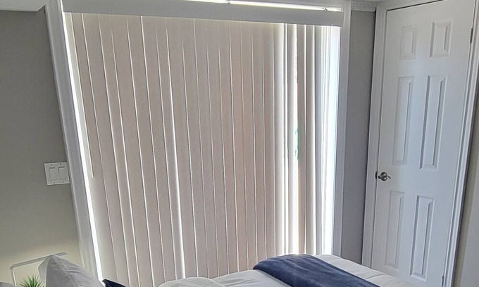 Malton House | Cozy basement apartment mins from the airport Hwy., Parks, mall and casino