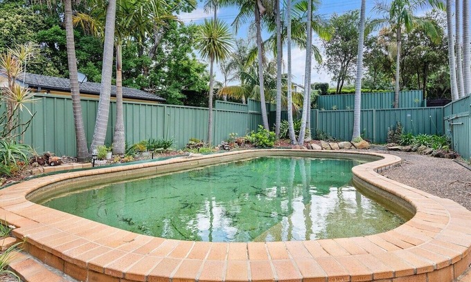Charmhaven House | Waterfront Paradise in Charmhaven - Kayak + Pool