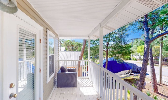 Gulfview Heights House | Delightful beach getaway near the shore with balcony & large yard - dog-friendly