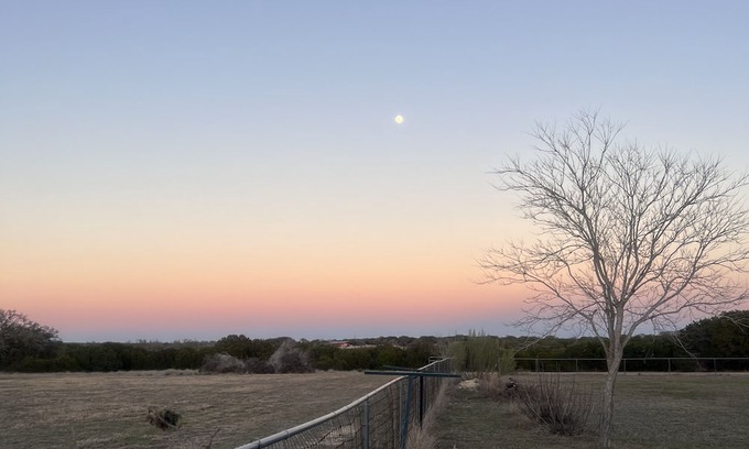 Lometa RV Rental | Quiet & Spacious Nature Retreat with Open Skies in TX Hill Country