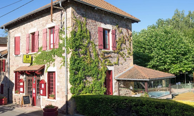 Saint-Verand Hotel | Le Moulin de Saint Vérand