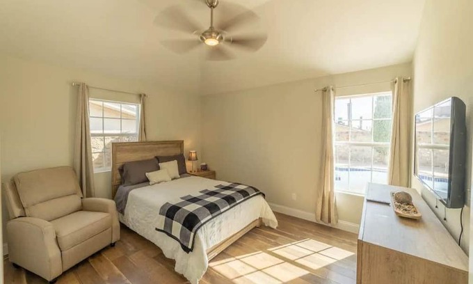 Sunrise Acres House | Northeast Spacious Home. Warmth, Cheer & Joy Await