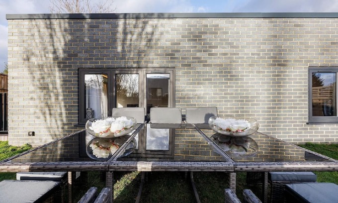 Gerrards Cross House | Holiday house Gerrards Cross for 1 - 10 persons with 4 bedrooms - Holiday house