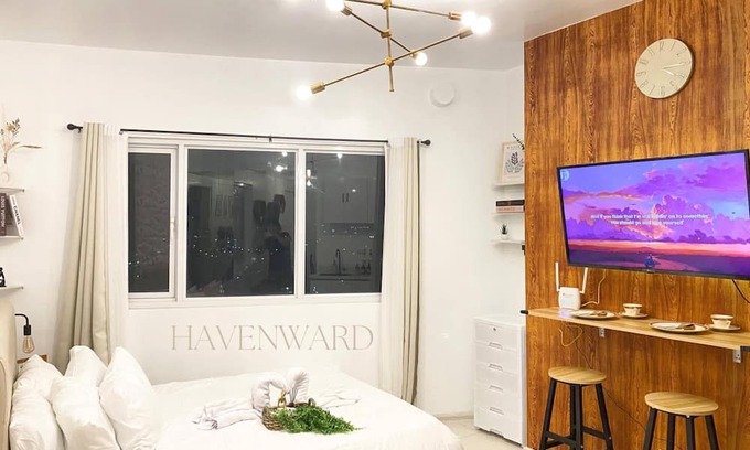 Diliman Condo | Studio bedroom in Circulo Verde near Eastwood Quezon city. Pet-Friendly!