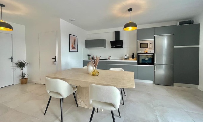 Lunel-Viel Apartment | APPART'ICI