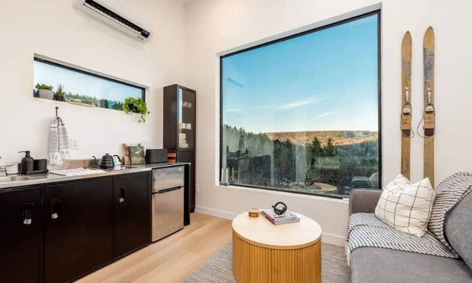 Waterford Cabin | STOKE Pod tiny cabin with epic view next to Poley Mountain