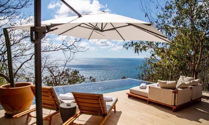 Santa Maria Tonameca Villa | Casa Cuachalala, comfort and design by the beach.