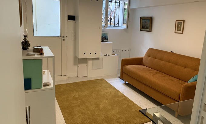 16th Arrondissement Apartment | Studio Auteuil-mozart Paris 16