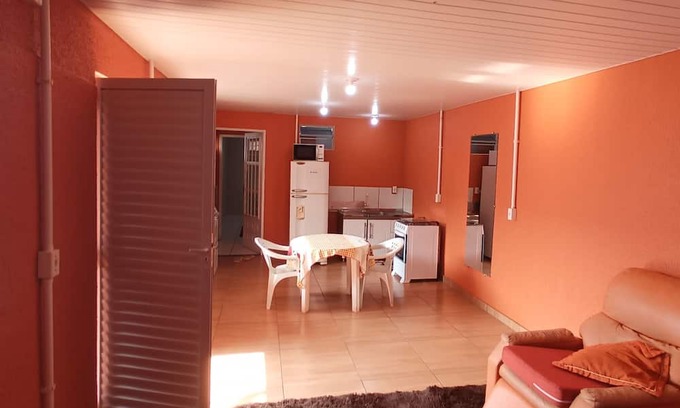 Regiao Norte House | Casa Fundos p 3 Pessoas com Ar-cond. Wifi Garagem Coberta Cozinha