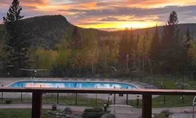 Lutsen Condo | Ski-in/Ski-out, Whirlpool suite, Pool/Hot tub