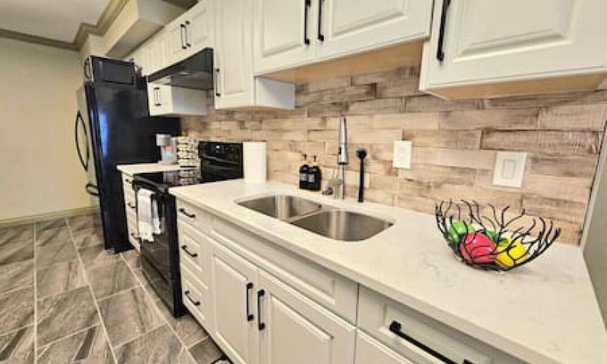 Fleetwood House | Central City Retreat