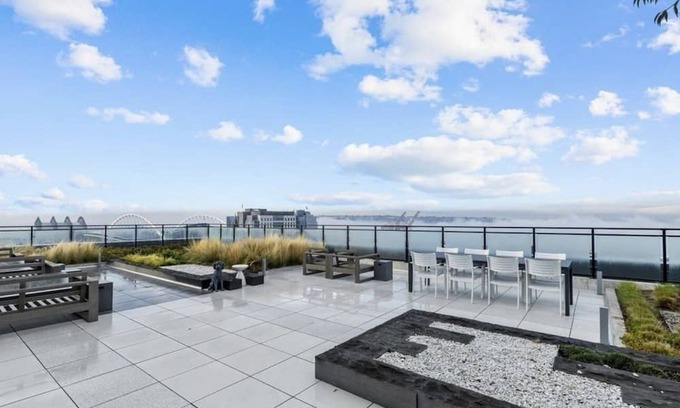 Yesler Terrace Apartment | Gorgeous New construction studio in Downtown Seattle, near Lumen & light rail