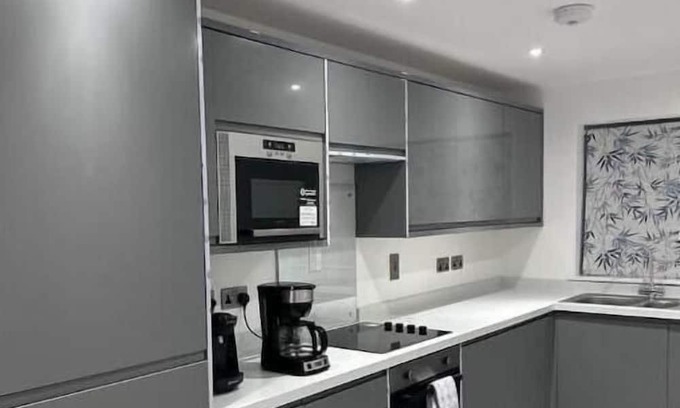 Eccles Apartment | The Manse - FLAT 5