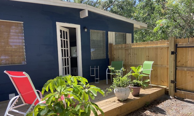 Park East House | Close to Downtown Sarasota, Armand Circle and Lido Beach