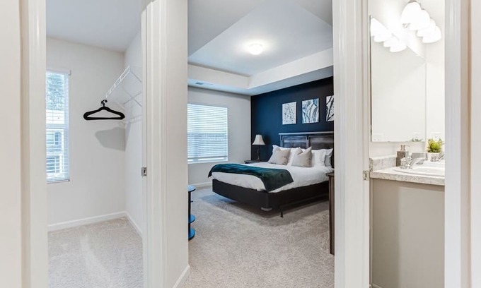Union City House | Perfect Home Away from Home in quiet ATL neighborhood - Close to ATL Airport