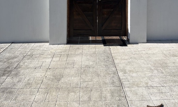 Pedasi House | YellowFin Casa 3, private courtyard and pool. Close to town square and beach