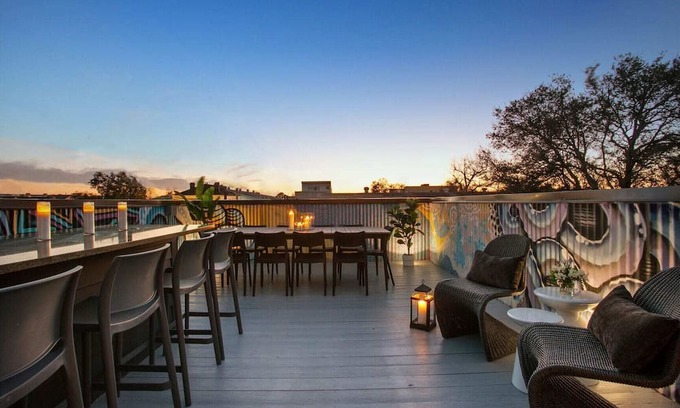 Saint Thomas Development House | Contemporary Home | Rooftop Deck