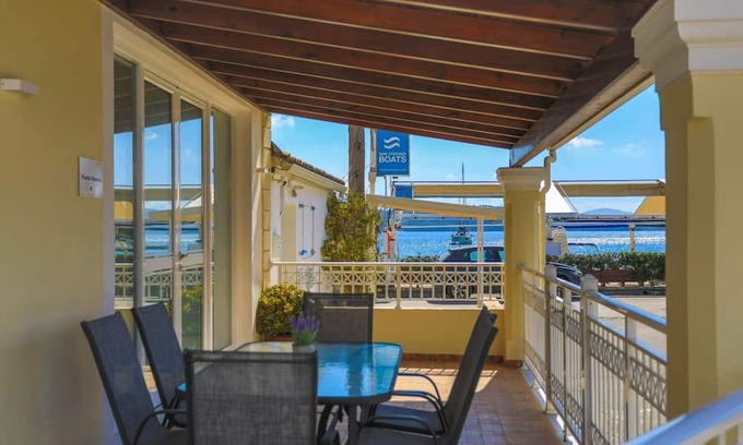 Agios Stefanos Apartment | Paola House in Άγιος Στέφανος
