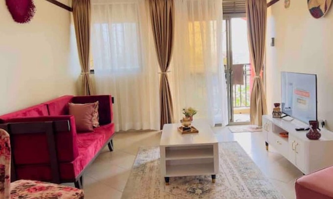Kampala Apartment | Cozy Apt close to Acacia 2BDR, UnLtd WIFI, Netflix