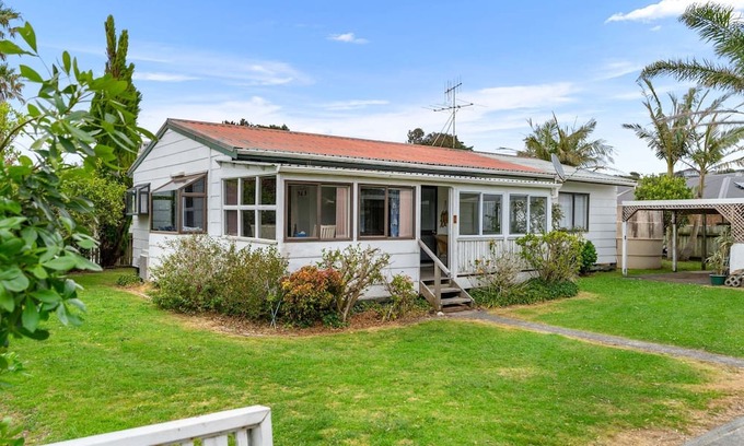 Mangawhai Heads House | Coastal Haven - Mangawhai Heads Holiday Home