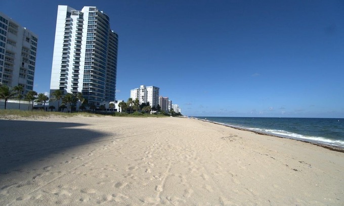 Bel Air Apartment | Paradise place, walking distance to beach. Comfortable Full furnished/equipped.