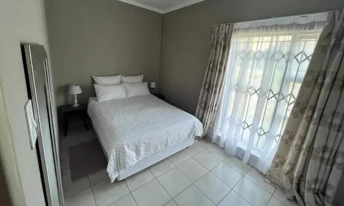 Maseru House | Qiloane Court: 3 Bed Apartment