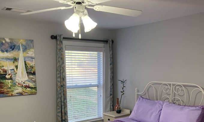 Braselton House | If your home = wonderful and relaxing, your stay here will feel familiar!