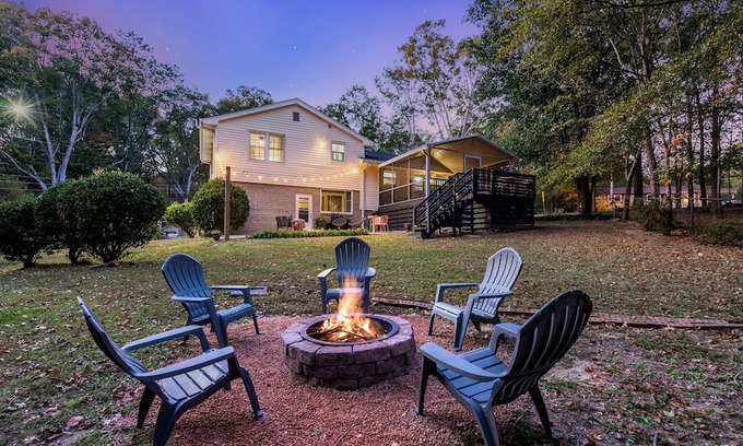 Gantt House | Weekend at GiGi's - a Greenville Mid-Century home with fire pit and game room.