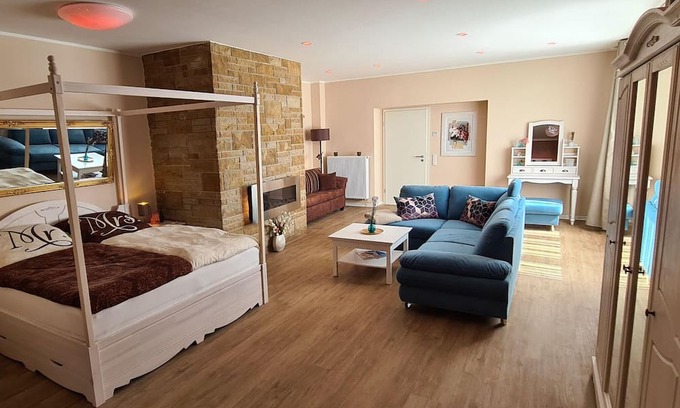 Rathmannsdorf Apartment | Apartment 'Romantische Fewo Sächs Schweiz' with Shared Terrace and Wi-Fi