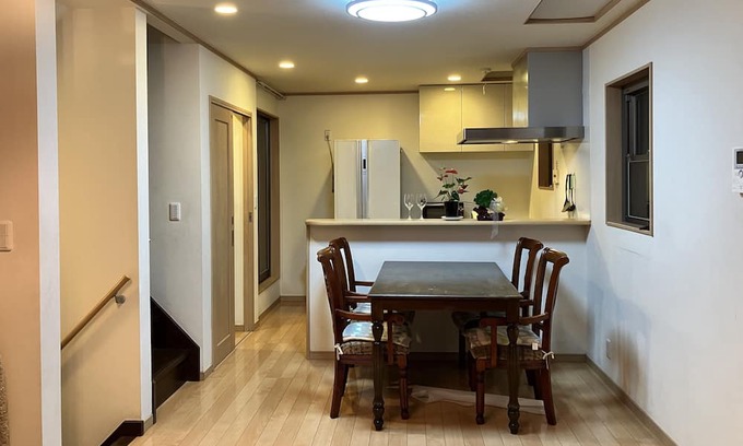 Shinkoiwa House | Private villa, 4 rooms available for 10 people! 6 minutes walk from the station