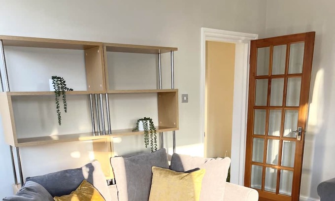 Mapesbury Apartment | London Retreat 2-Bed Gem near Wembley Stadium