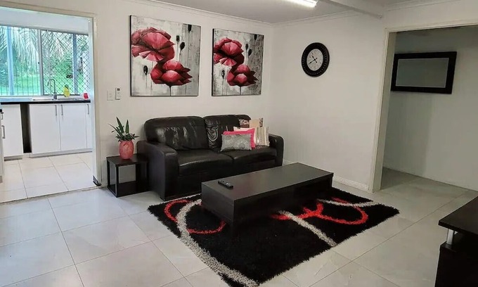 Slacks Creek Apartment | Entire Ground Level Of A Double Storey Home