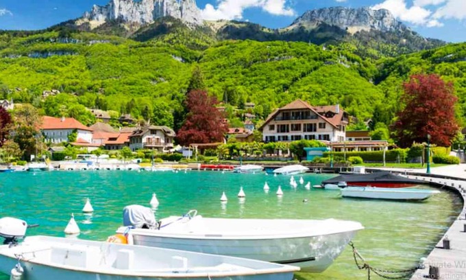 Meythet Apartment | Homerez - Nice appartement for 6 ppl. with balcony at Annecy